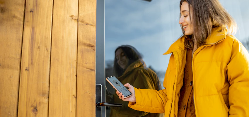 Fingerprint Smart Locks Installation Services in Bloomington, California